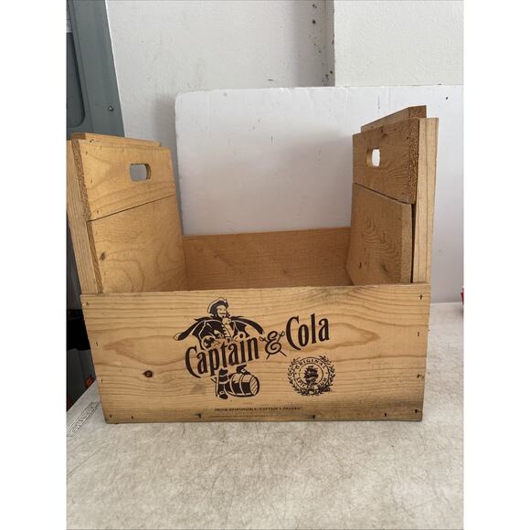 Captain & Cola Wooden Crate Original Spiced Bum